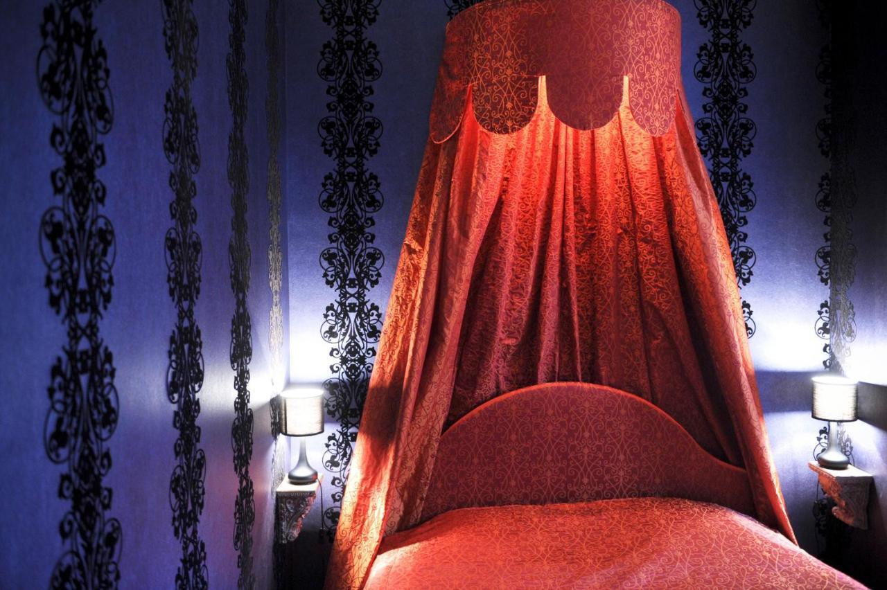 Les Confidences de Messire Sanglier, stylished guest houses Beauraing Chambre photo